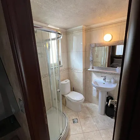 Gasthof το στέκι 3*